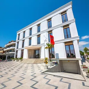 Fiore Hotel