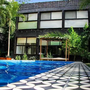 Urban Hotel Bacalar